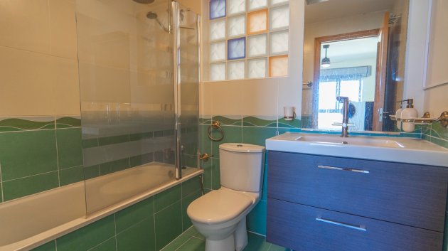 Resale - Apartments -
Guardamar del Segura - Puerto Deportivo