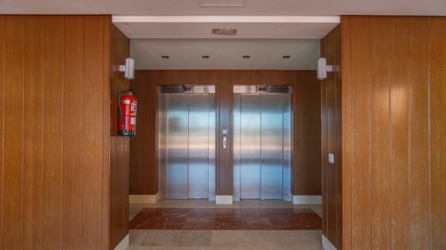 Resale - Apartments -
Guardamar del Segura - Puerto Deportivo