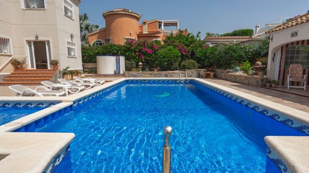 Reventa - Chalets -
Ciudad Quesada - Campo De Golf La Marquesa