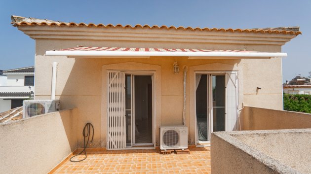Reventa - Chalets -
Ciudad Quesada - Campo De Golf La Marquesa