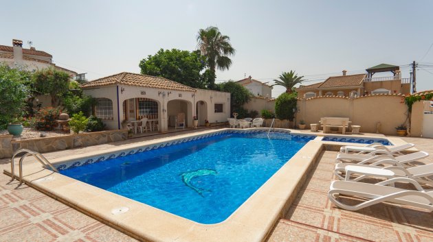 Reventa - Chalets -
Ciudad Quesada - Campo De Golf La Marquesa