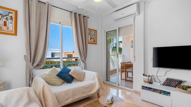 Resale - Apartments -
Torrevieja - La Mata