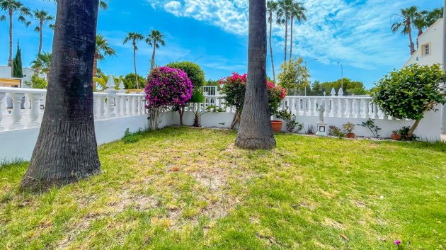 Resale - Townhouse -
Orihuela Costa - La Rioja