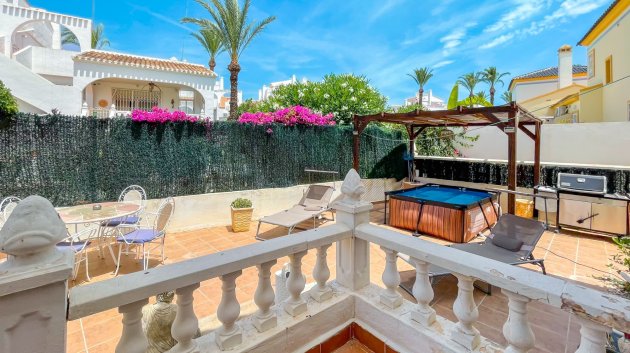 Resale - Townhouse -
Orihuela Costa - La Rioja