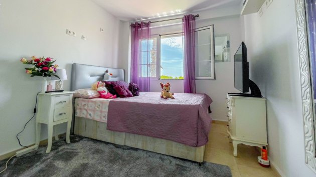 Resale - Townhouse -
Orihuela Costa - La Rioja