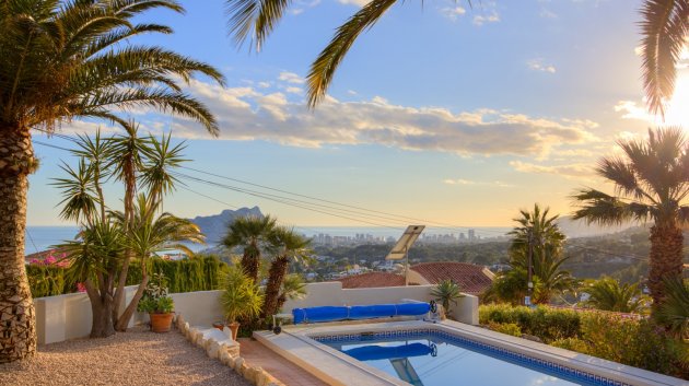 Resale - Villa -
Benissa - Montemar
