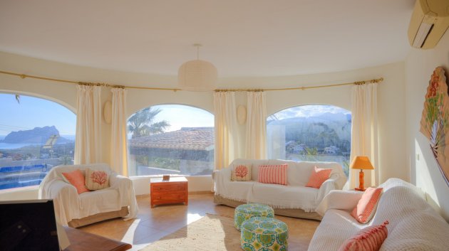 Resale - Villa -
Benissa - Montemar