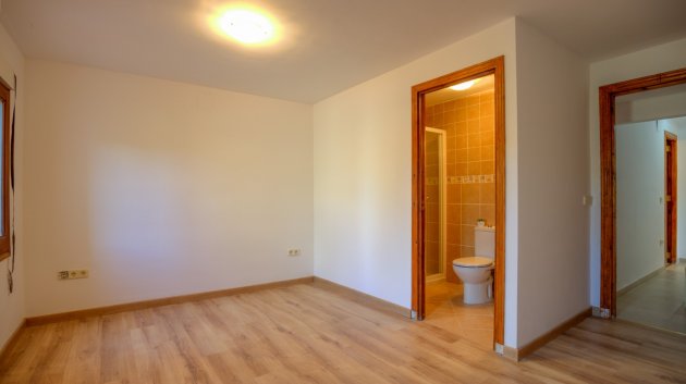 Resale - Villa -
Benissa - Montemar