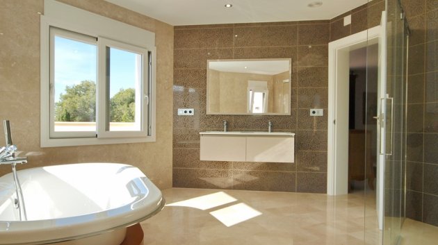 Resale - Villa -
Benissa - Buenavista