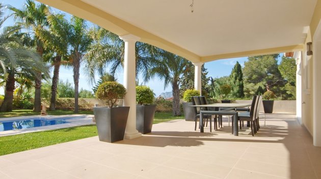 Resale - Villa -
Benissa - Buenavista