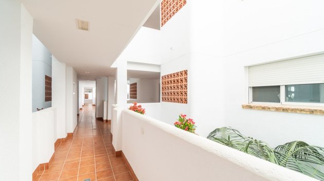 Resale - Apartments -
Orihuela Costa - Villamartín
