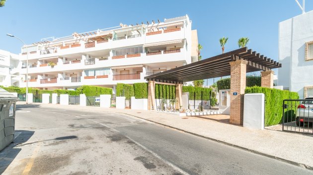 Resale - Apartments -
Orihuela Costa - Villamartín