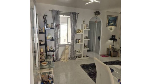 Resale - Townhouse -
Los Urrutias - Center