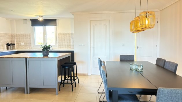 Resale - Apartments -
Altaona Golf and Country Village - Altaona Golf - Country Village
