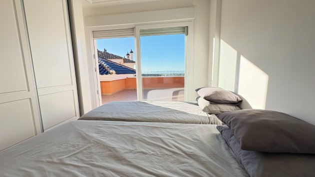 Resale - Apartments -
Altaona Golf and Country Village - Altaona Golf - Country Village