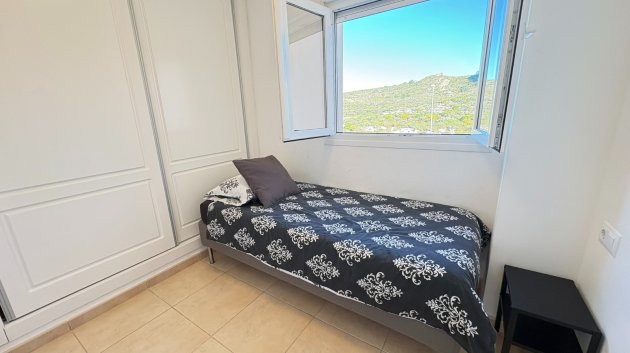 Resale - Apartments -
Altaona Golf and Country Village - Altaona Golf - Country Village