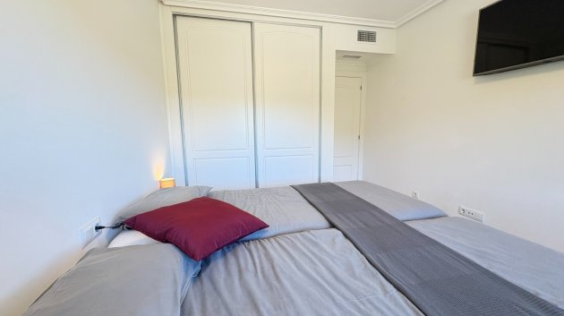 Resale - Apartments -
Altaona Golf and Country Village - Altaona Golf - Country Village