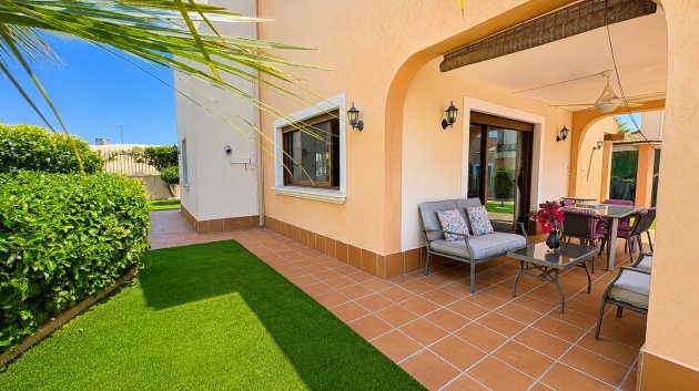 Resale - Villa -
Altaona Golf and Country Village - Altaona Golf - Country Village