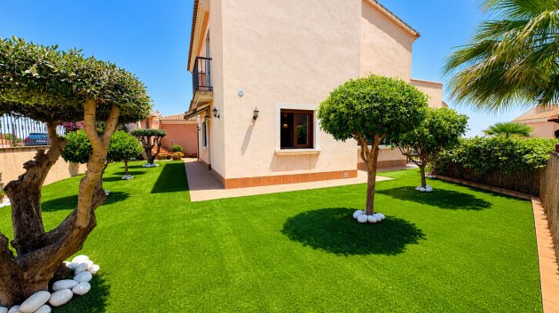 Resale - Villa -
Altaona Golf and Country Village - Altaona Golf - Country Village
