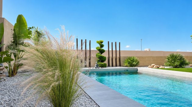 Resale - Villa -
Altaona Golf and Country Village - Altaona Golf - Country Village