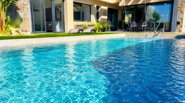 Resale - Villa -
Altaona Golf and Country Village - Altaona Golf - Country Village