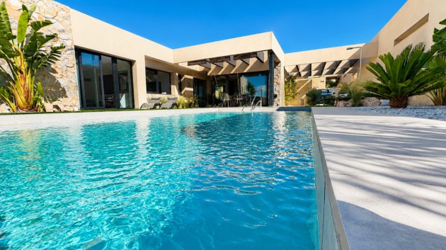 Resale - Villa -
Altaona Golf and Country Village - Altaona Golf - Country Village