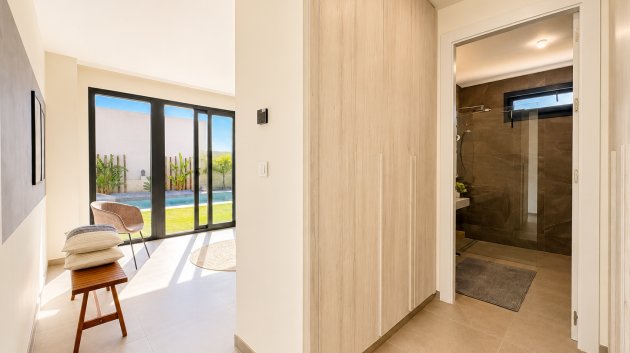 Resale - Villa -
Altaona Golf and Country Village - Altaona Golf - Country Village