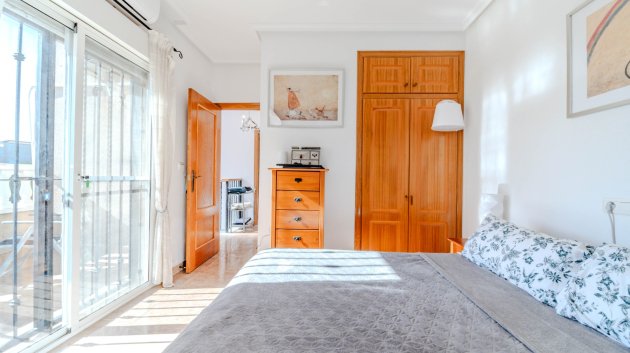 Resale - Villa -
Playa Flamenca - Orihuela Costa
