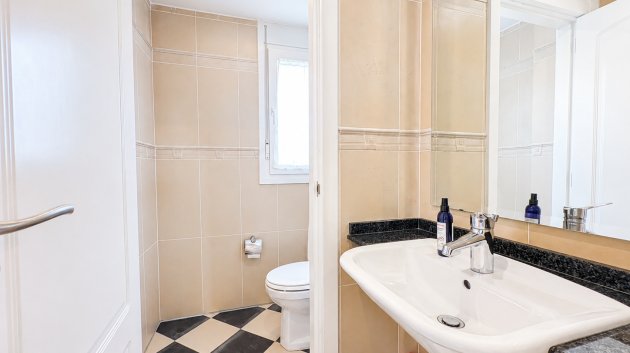 Resale - Apartments -
Altaona Golf and Country Village - Altaona Golf - Country Village