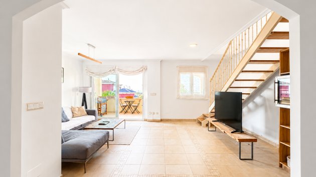 Resale - Apartments -
Altaona Golf and Country Village - Altaona Golf - Country Village