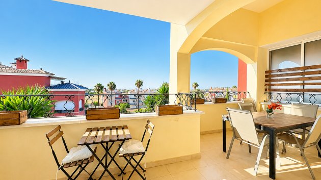 Resale - Apartments -
Altaona Golf and Country Village - Altaona Golf - Country Village