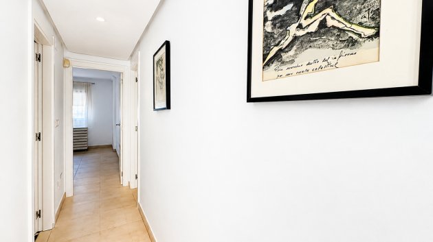 Resale - Apartments -
Altaona Golf and Country Village - Altaona Golf - Country Village