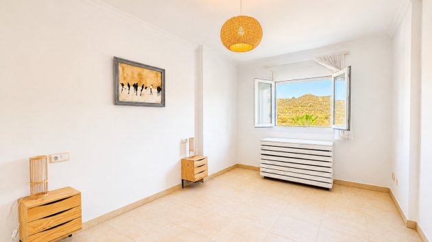 Resale - Apartments -
Altaona Golf and Country Village - Altaona Golf - Country Village