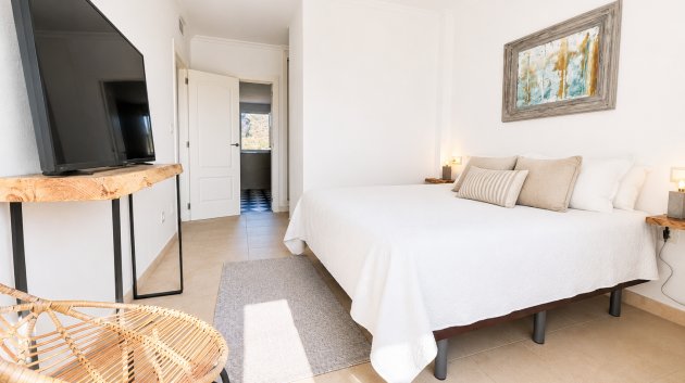 Resale - Apartments -
Altaona Golf and Country Village - Altaona Golf - Country Village