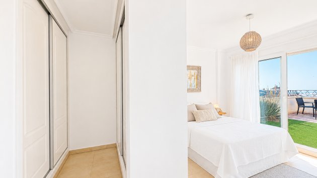 Resale - Apartments -
Altaona Golf and Country Village - Altaona Golf - Country Village