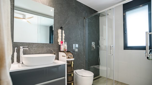 Resale - Villa -
Algorfa - La finca Golf