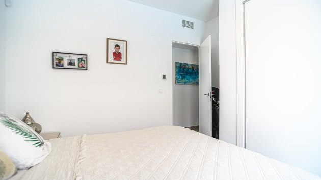 Resale - Villa -
Algorfa - La finca Golf
