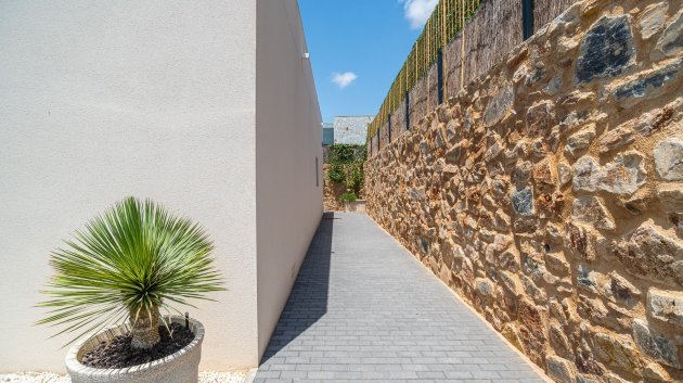 Resale - Villa -
Algorfa - La finca Golf