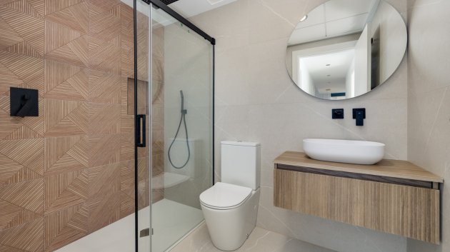 Obra nueva - Chalets -
Torrevieja