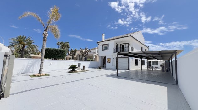 Revente - Villa -
San Javier