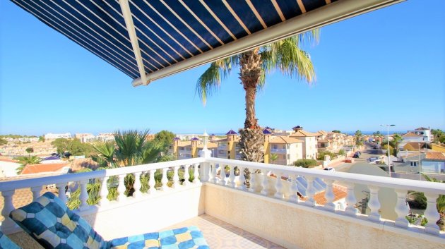 Revente - Villa -
Orihuela Costa - Villamartín