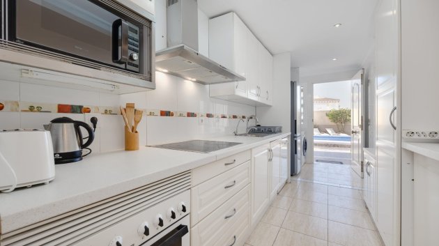 Reventa - Adosado -
Orihuela Costa - Punta Prima