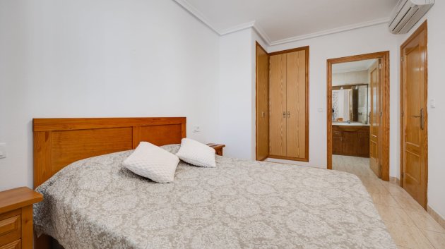 Reventa - Adosado -
Orihuela Costa - Punta Prima