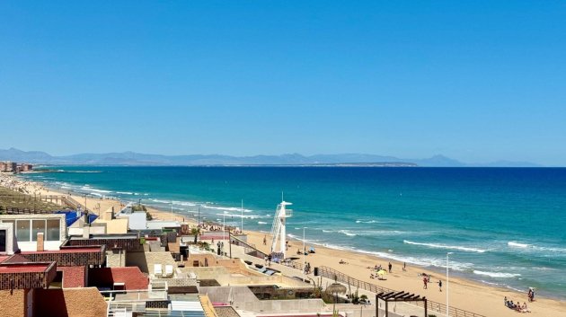 Reventa - Apartamentos -
Torrevieja - La Mata