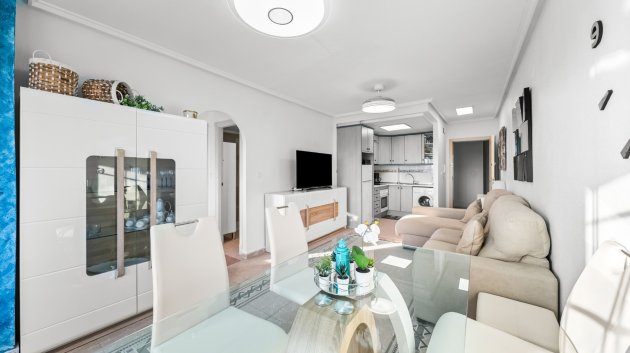 Reventa - Apartamentos -
Torrevieja - La Mata