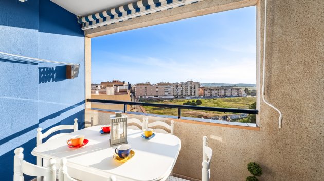 Reventa - Apartamentos -
Torrevieja - La Mata