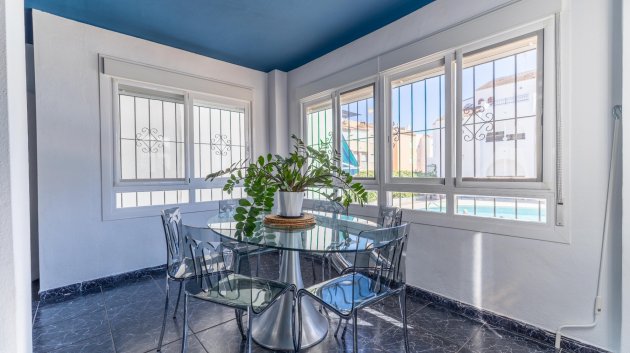 Resale - Apartments -
Torrevieja