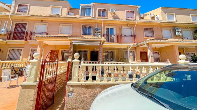 Reventa - Adosado -
Orihuela Costa - Playa Flamenca