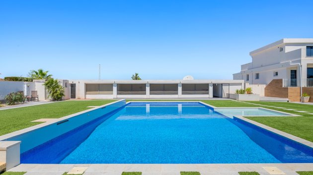 Reventa - Chalets -
Los Montesinos - La Herrada
