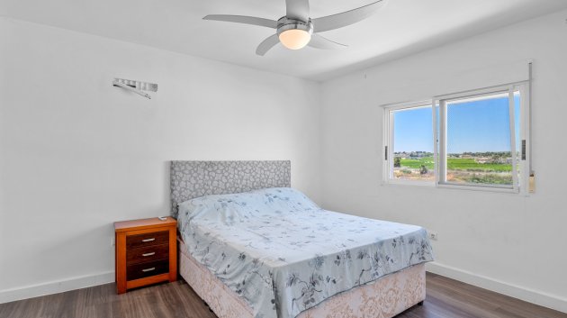 Reventa - Chalets -
Los Montesinos - La Herrada